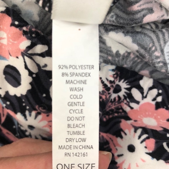 Lularoe One Size Floral Leggings - Picture 4 of 4